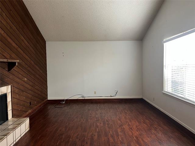 Building Photo - 513 N Walnut Creek Dr