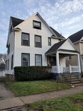 Building Photo - 18 Sumner Park