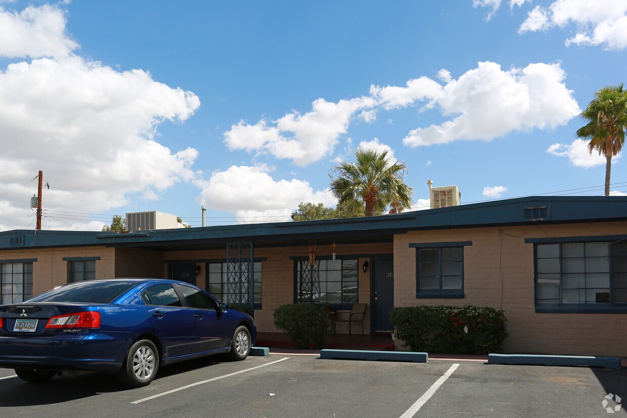 202226 N Alvernon Way, Tucson, AZ 85711 Apartments in Tucson, AZ