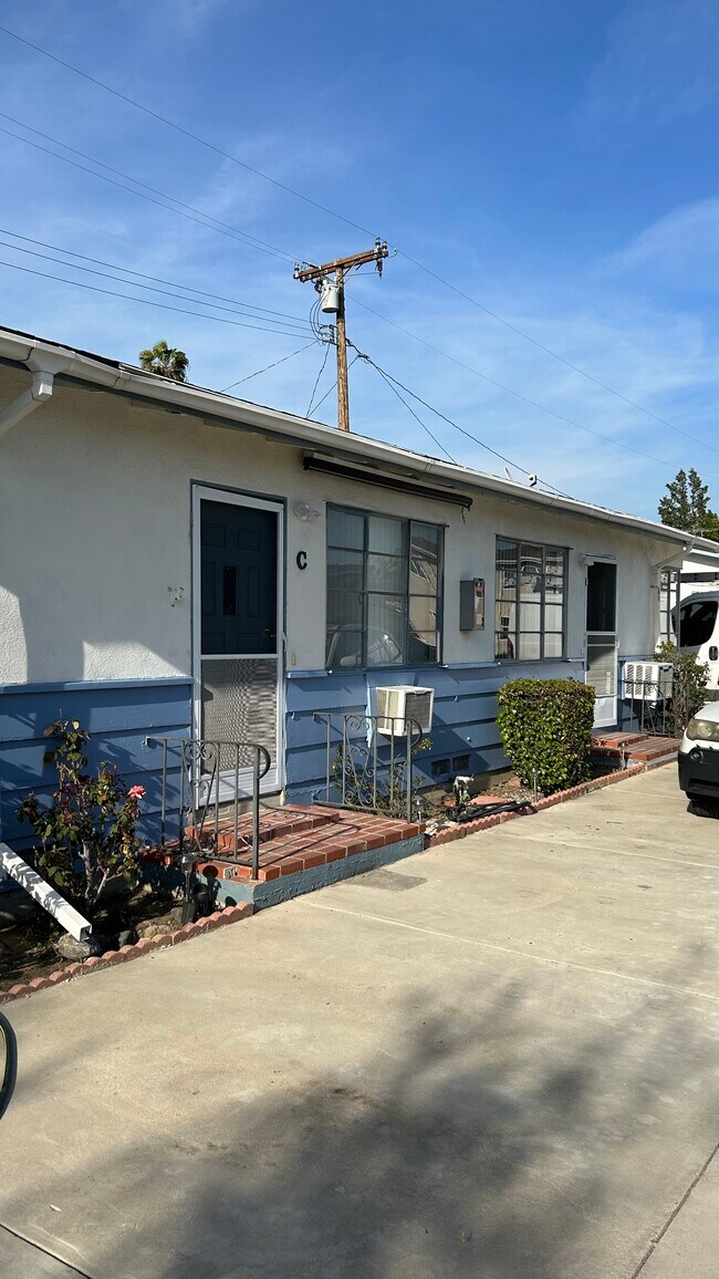 Building Photo - 501 Parker Dr