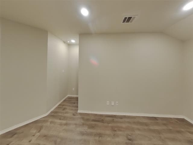 Foto del edificio - 1904 Strongbark Dr