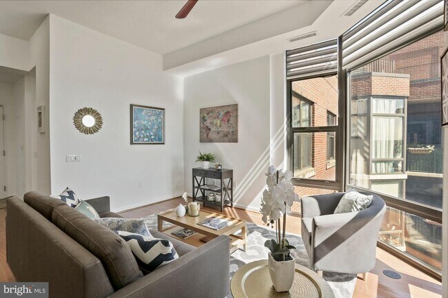 Foto del edificio - 1390 Kenyon St NW