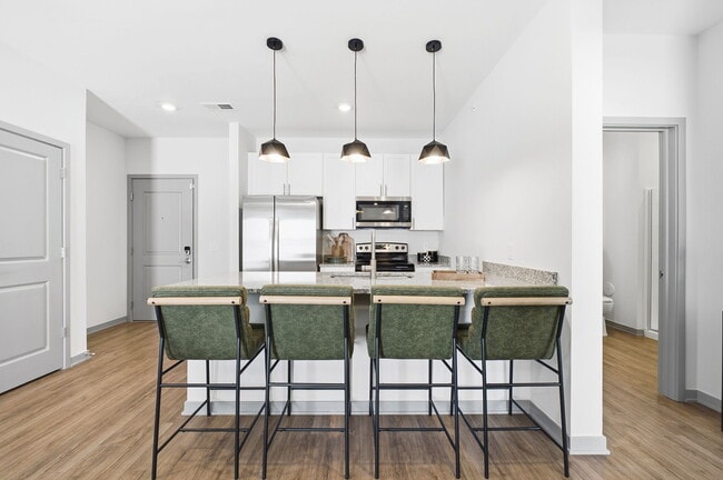 Building Photo - The Retreat at Marysville