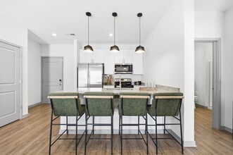 Building Photo - The Retreat at Marysville