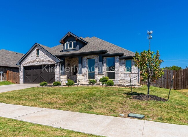 Building Photo - 213 Lariat Trail