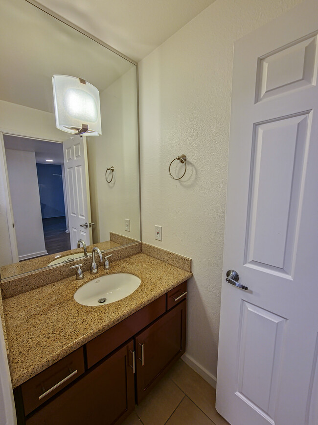 Guest Bathroom - 1315 A St