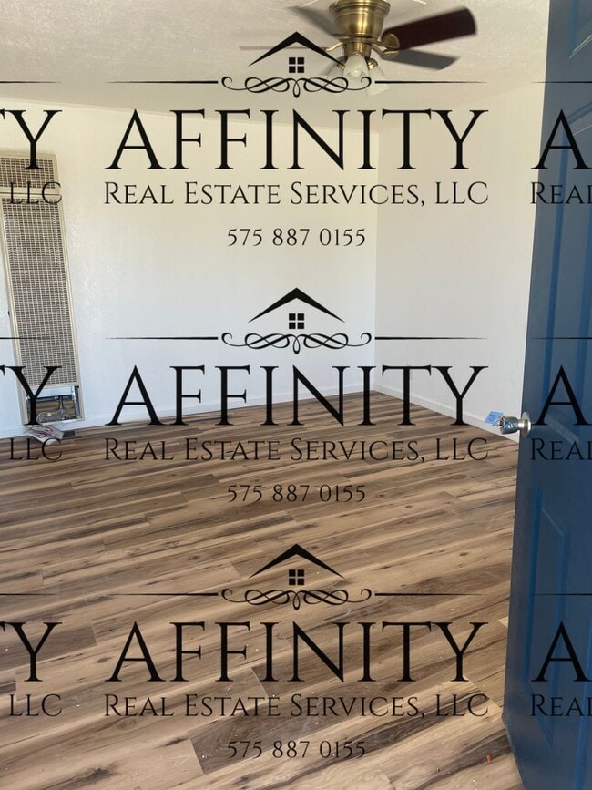 Building Photo - 2 bedroom home