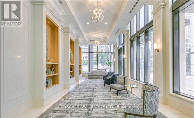 Building Photo - 30 Elm Dr W