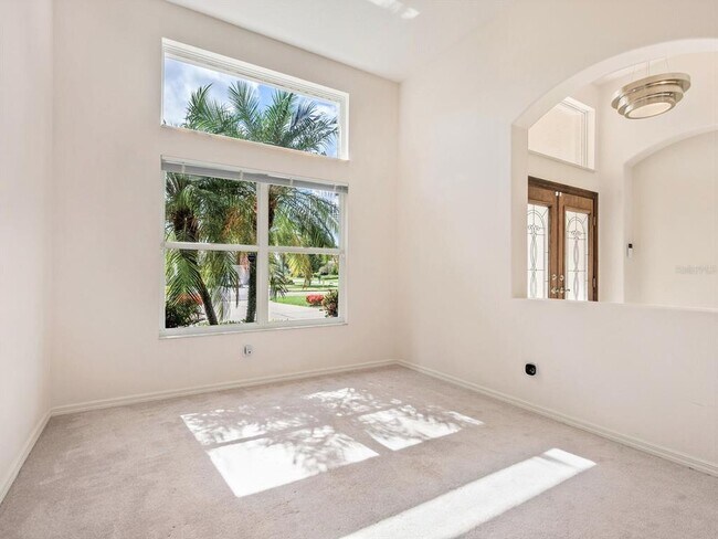 Building Photo - 6754 W Country Club Ln
