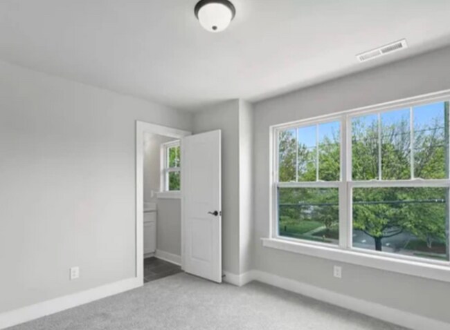 Foto del edificio - 117 Claret Cup Wy