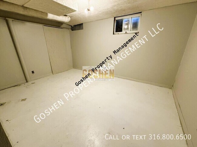 Foto del edificio - 1311 N Vassar Ave
