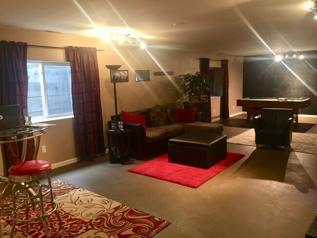 Fotografía del edificio - 2845 Bethune Ct