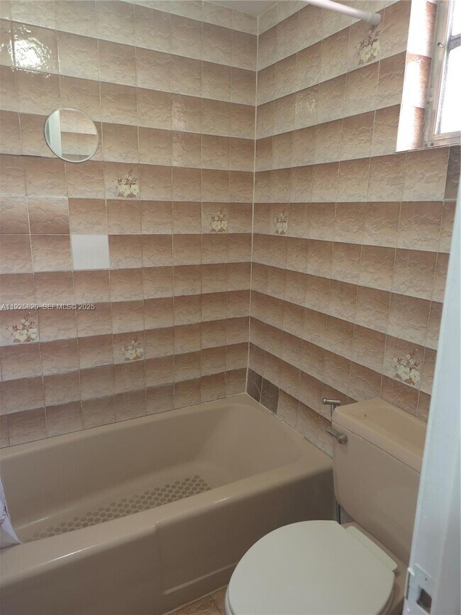 Foto del edificio - 250 NW 63rd Ct