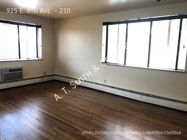 Building Photo - Bright And Updated 1 BD/1BTH Condo in Capi...