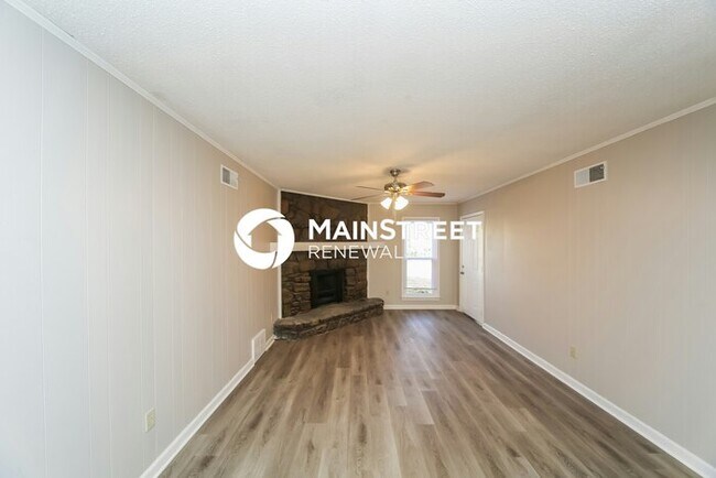 Foto del edificio - 3 Bedroom Pet-Friendly Home in Memphis, TN with Main Street Renewal