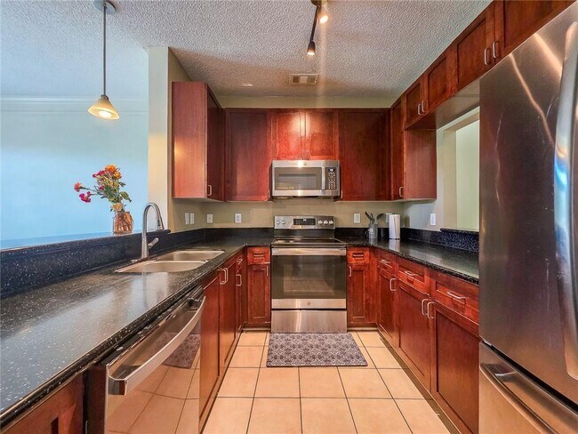 Foto del edificio - 401 16th St NW