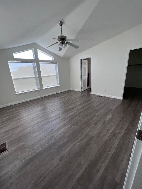 Foto del edificio - 58 Viejas Grade Rd