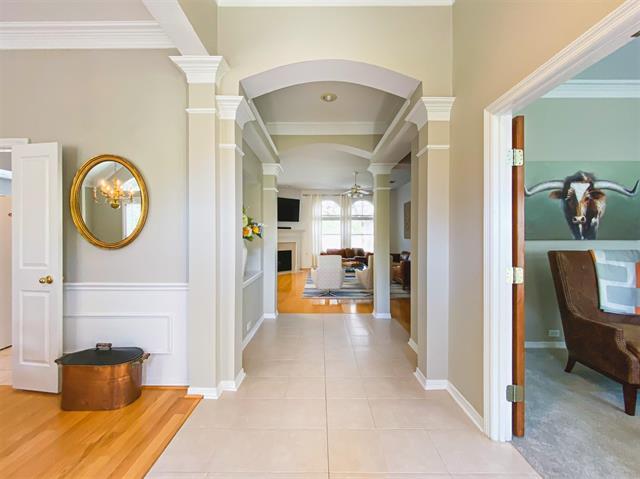 Building Photo - 7247 Brennans Dr