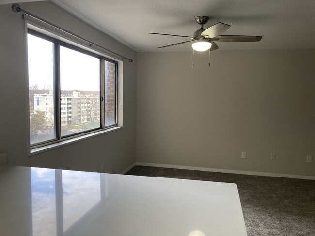 Foto del edificio - Stunning Apartment with Amazing View & All...