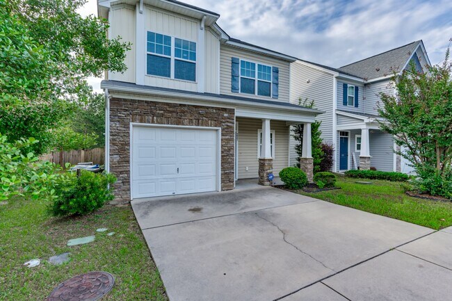 Foto del edificio - 223 Chestnut Oak Ln