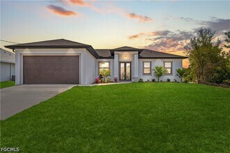 Building Photo - 2705 Darlene Pl