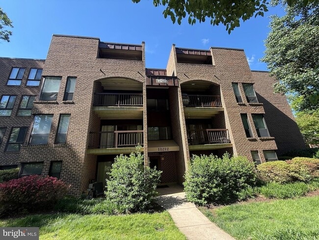Photo - 11212 Chestnut Grove Square Unit 115 Apartment
