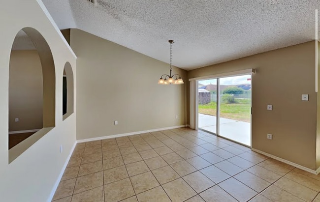 Building Photo - 1134 Munster Ct