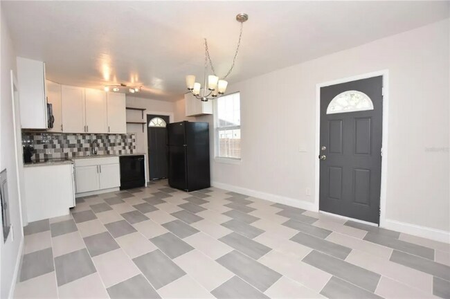 Foto del edificio - 1216 E Parker St