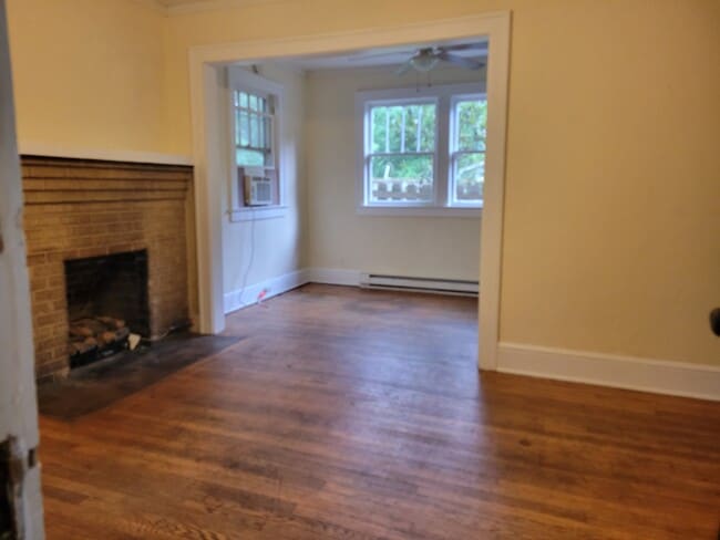 Building Photo - 76 Lanvale Ave