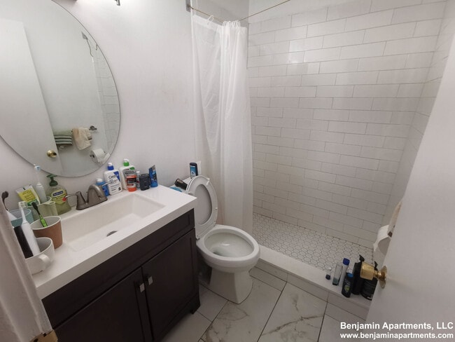 Building Photo - 772 Columbus Ave