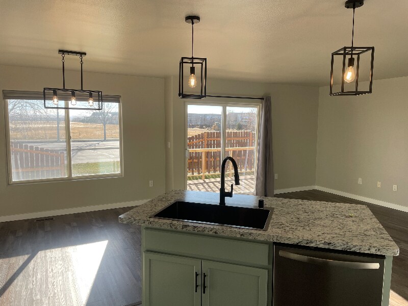 Foto principal - 3606 Decathlon Pkwy