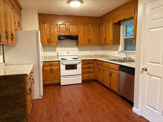 Foto del edificio - 3 Bedroom, 1 Bathroom House in Winston-Salem!