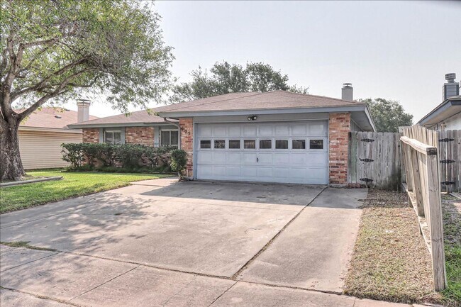 Building Photo - 905 Red Poll - 3/bedroom 2/bathroom - $1,8...
