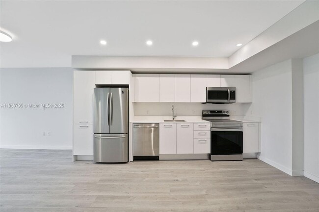 Foto del edificio - 1500 Bay Rd