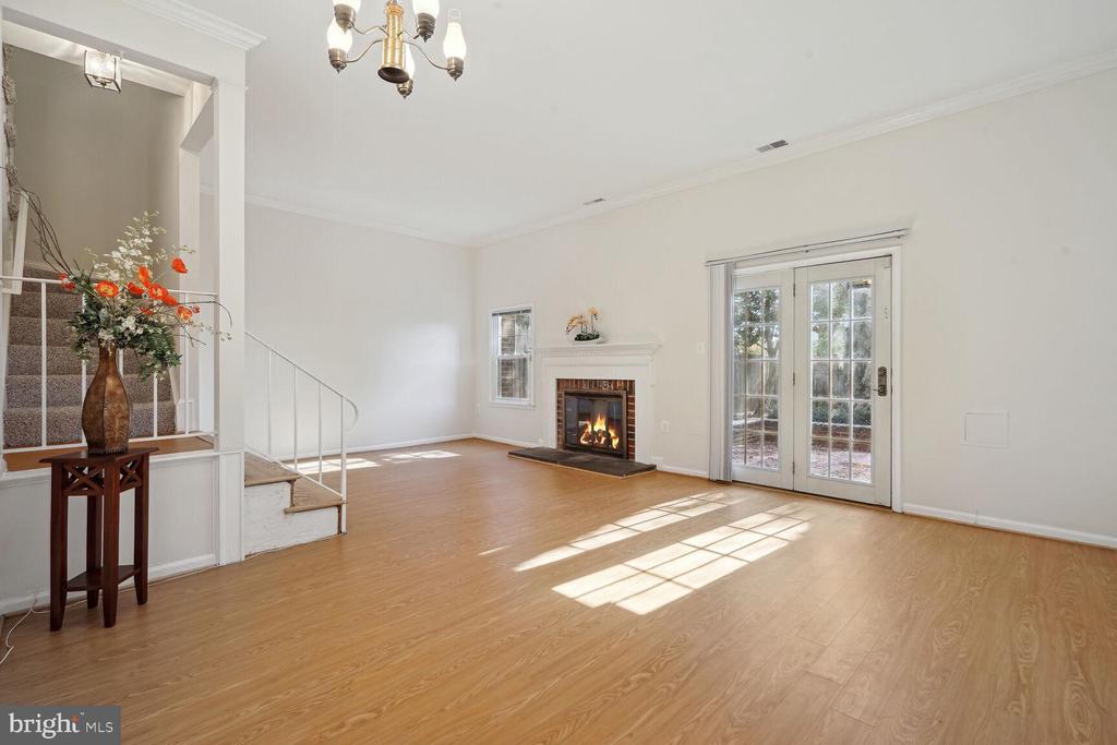 1004 Moorefield Hill Pl SW, Vienna, VA 22180 Townhome Rentals in