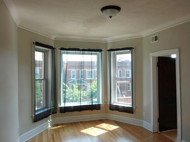 Foto del edificio - 3918 W Van Buren St
