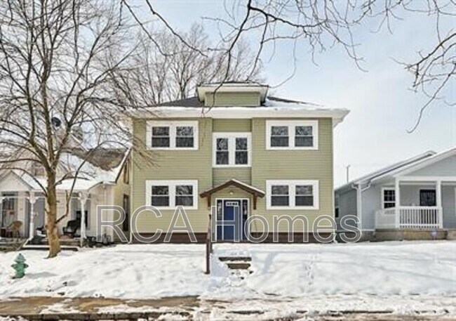 Foto del edificio - 412 N Bradley Ave