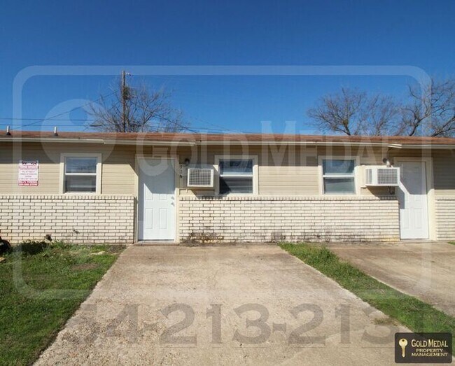 Foto del edificio - 926 JR Ct – Your Cozy Cove Retreat!