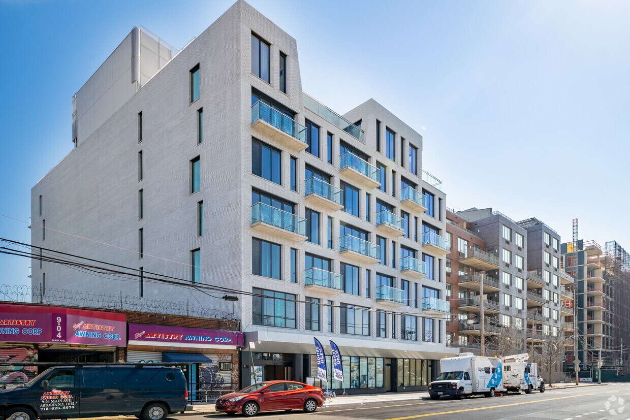 30-05 bulevar Vernon - Marina Astoria