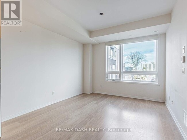 Building Photo - 1110 Briar Hill Ave