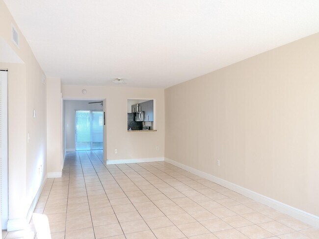 Foto del edificio - 4785 SW 62nd Ave