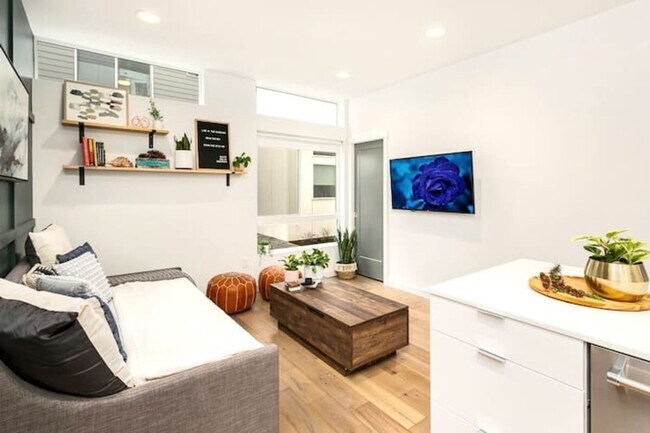 Foto del edificio - 632 10th Ave E