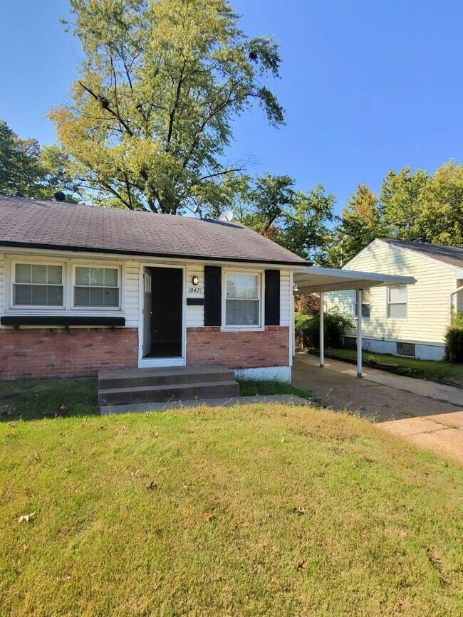 Foto del edificio - 10421 Renfrew Dr