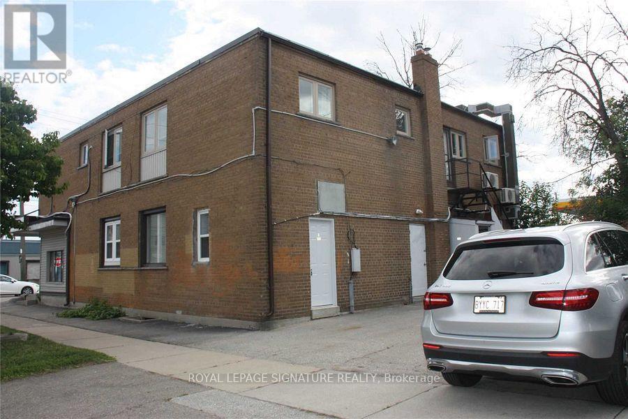 Photo du bâtiment - 498 Horner Ave