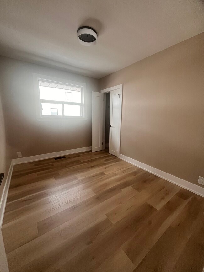 Building Photo - 96 Celestine Dr