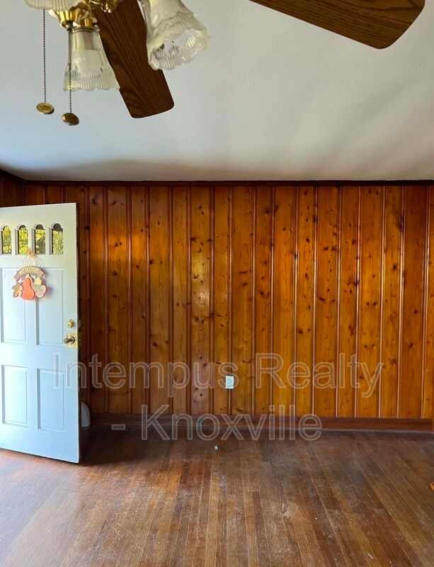 Foto del edificio - 304 Sarvis Dr