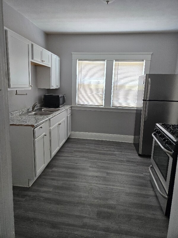 Foto del edificio - 9024 Yale Ave