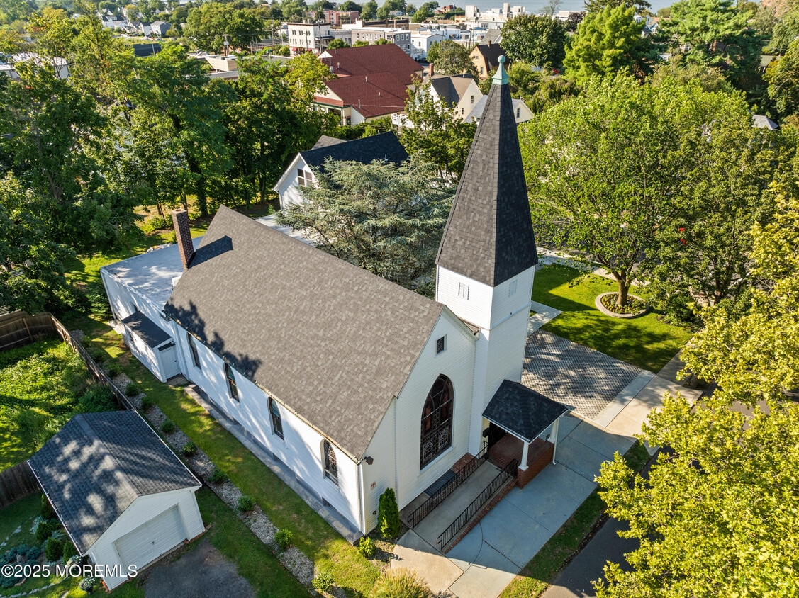 Primary Photo - 73 3rd Ave