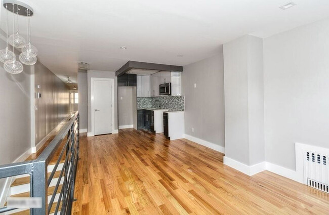 Living/kitchen area - 801A Willoughby Ave