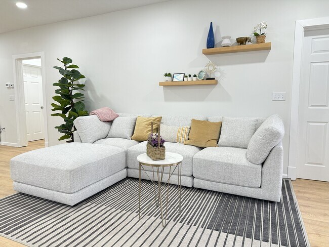 Foto del edificio - 5640 Beacon St